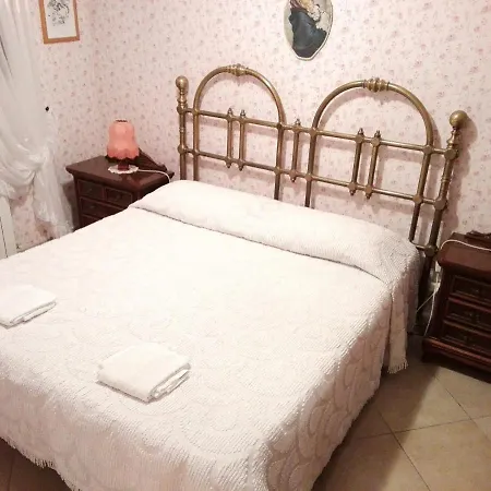 Nyaraló Vascello *